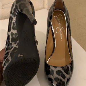 NWOT Jessica Simpson Monochrome Cheetah Print Heel